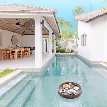 Villa Cocodrilos 2 - 3 Bedroom Private Villa In Seminyak